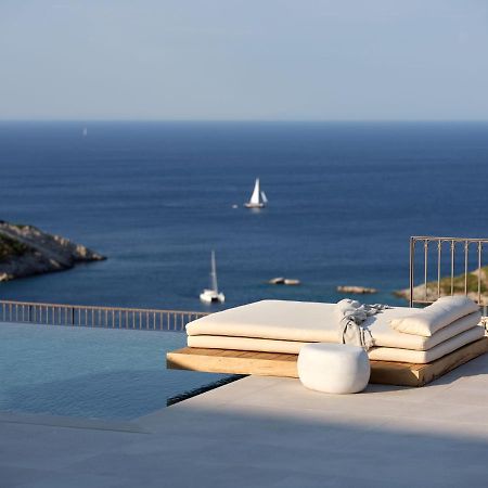 Rebek Luxury Villas & Suites 圣尼古拉奥斯 外观 照片