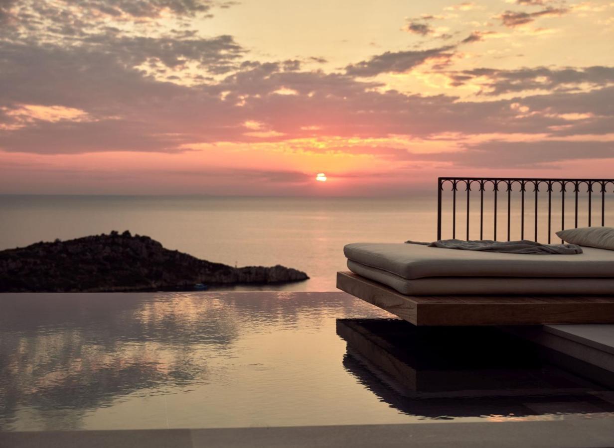 Rebek Luxury Villas & Suites 圣尼古拉奥斯 外观 照片