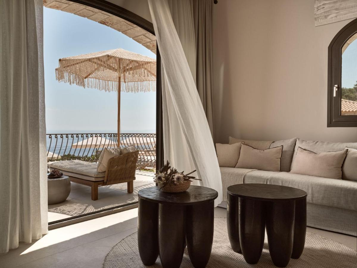Rebek Luxury Villas & Suites 圣尼古拉奥斯 外观 照片