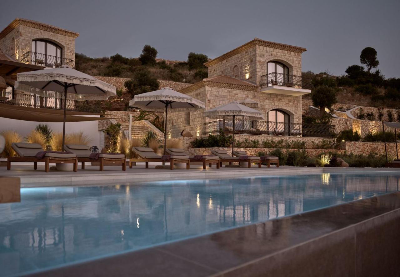 Rebek Luxury Villas & Suites 圣尼古拉奥斯 外观 照片