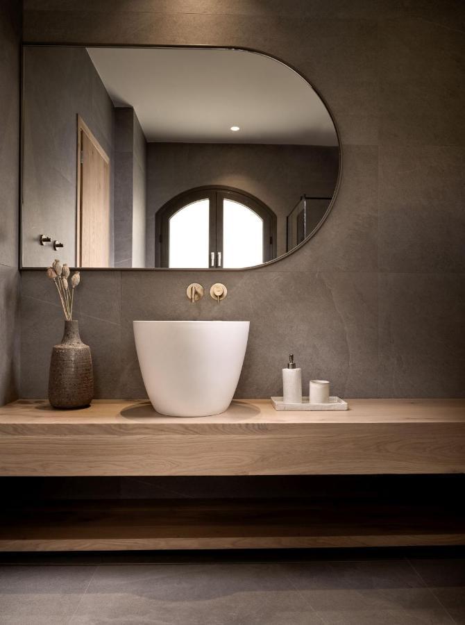 Rebek Luxury Villas & Suites 圣尼古拉奥斯 外观 照片