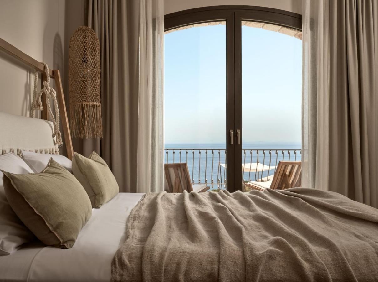 Rebek Luxury Villas & Suites 圣尼古拉奥斯 外观 照片