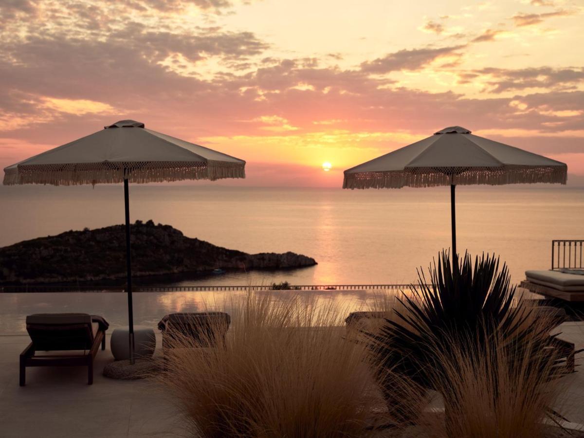 Rebek Luxury Villas & Suites 圣尼古拉奥斯 外观 照片