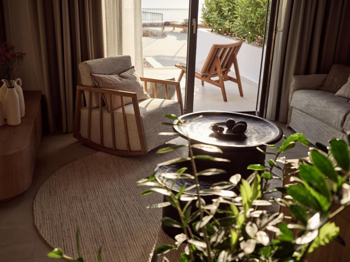 Rebek Luxury Villas & Suites 圣尼古拉奥斯 外观 照片
