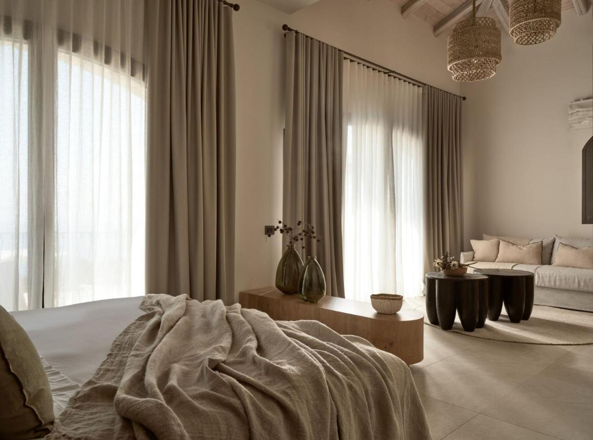 Rebek Luxury Villas & Suites 圣尼古拉奥斯 外观 照片